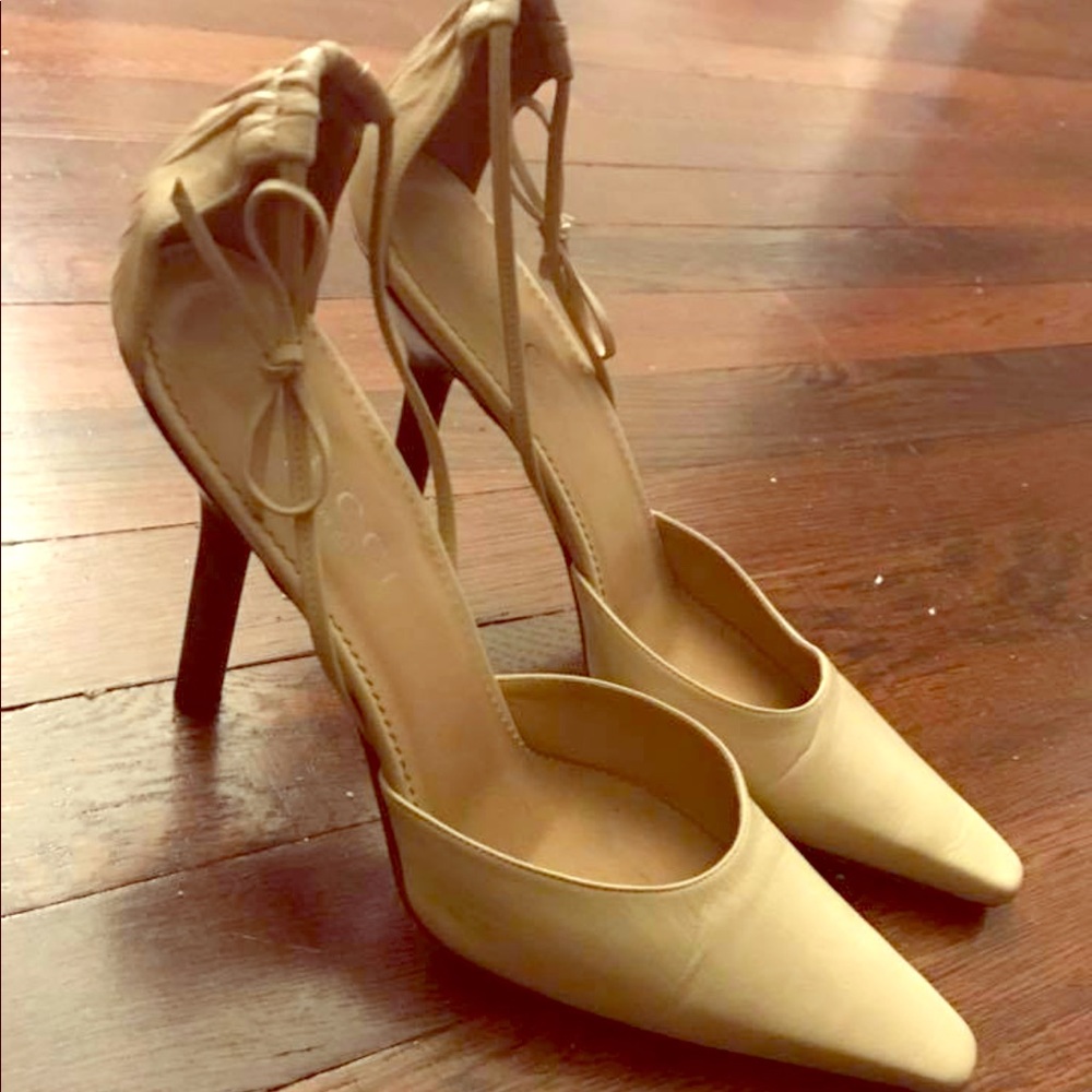 Gucci pumps
